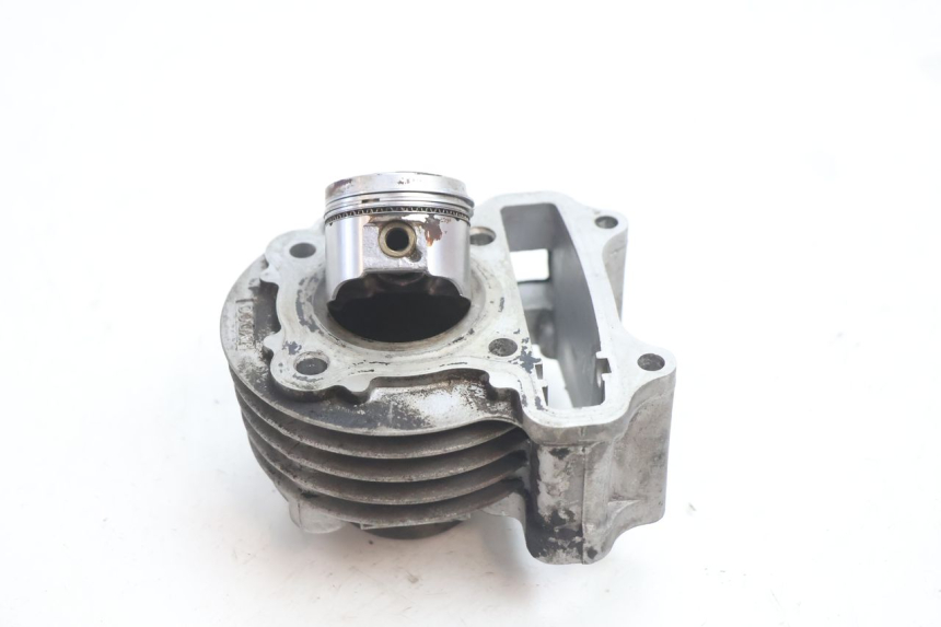 photo de CYLINDRE PISTON PEUGEOT KISBEE 4T 50 (2010 - 2017) - Vue principale