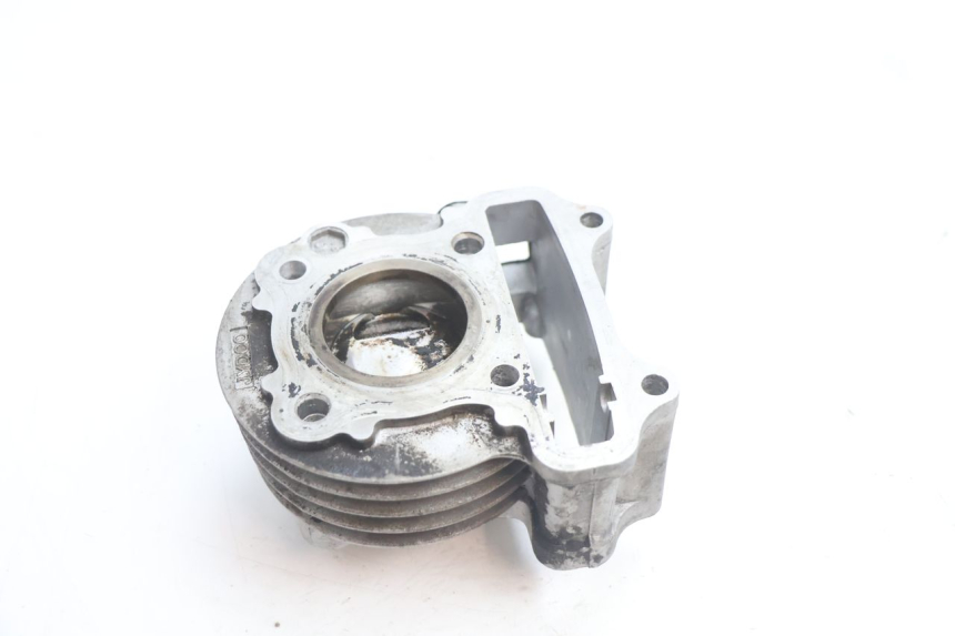 photo de CYLINDRE PISTON PEUGEOT KISBEE 4T 50 (2010 - 2017) - Détail de la pièce