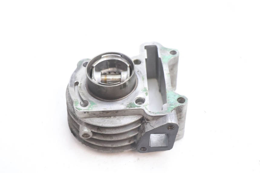 photo de CYLINDRE PISTON PEUGEOT KISBEE 4T 50 (2010 - 2017) - Zoom état d’usage