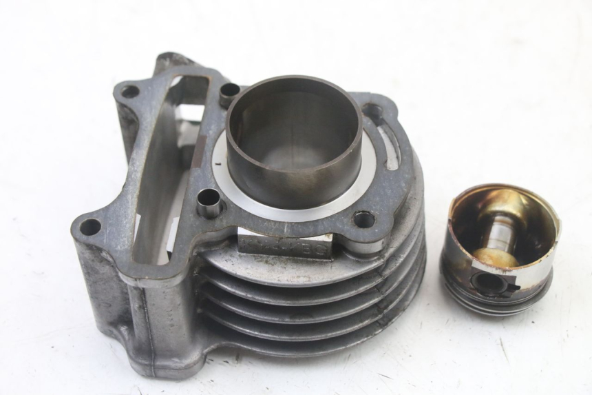 photo de CYLINDRE PISTON KYMCO AGILITY 4T 50 (2018 - 2022)