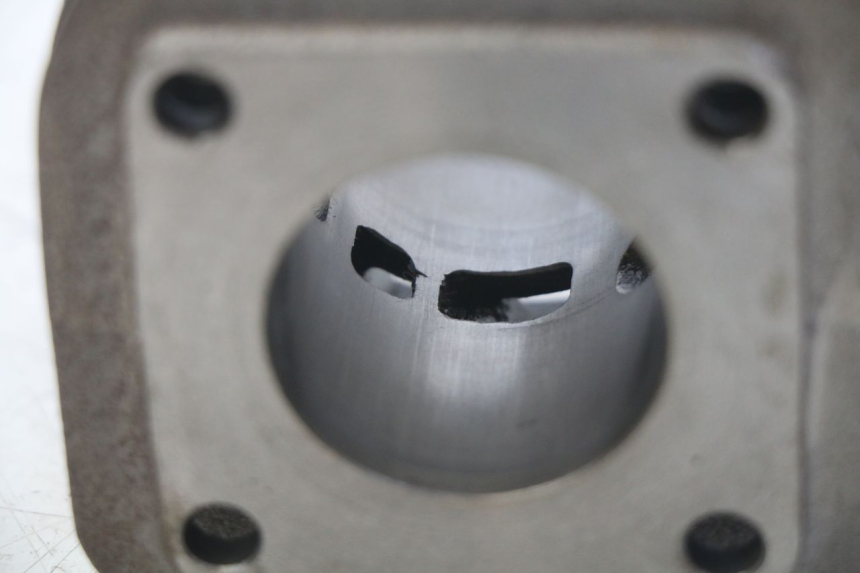 photo de CYLINDRE PISTON KYMCO AGILITY NAKED RENOUVO 2T 50 (2011 - 2018)