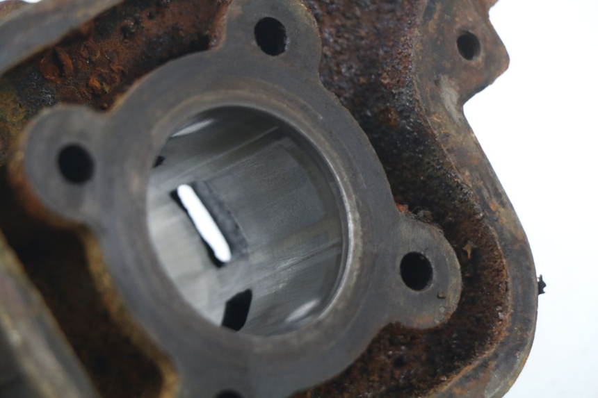 photo de CYLINDRE PISTON PEUGEOT LUDIX BLASTER 50 (2006 - 2014)