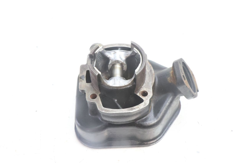 photo de CYLINDRE PISTON PEUGEOT LUDIX BLASTER 50 (2006 - 2014) - Points de fixation