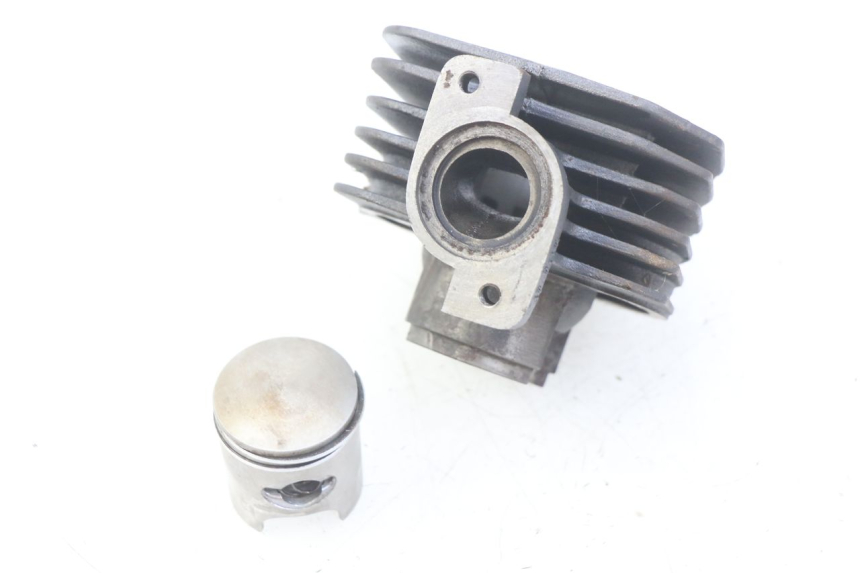 photo de CYLINDRE PISTON PEUGEOT LUDIX 50 (2008 - 2017)