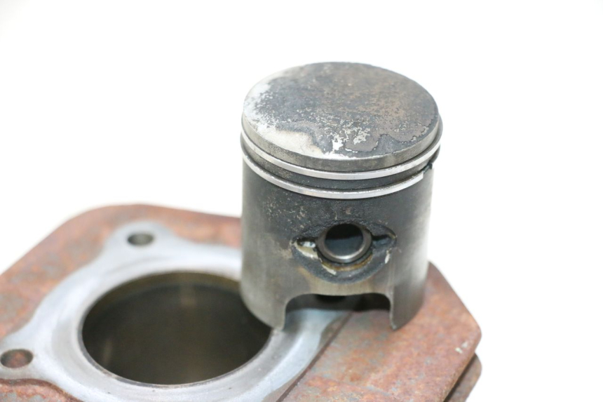 photo de CYLINDRE PISTON PEUGEOT LUDIX 50 (2005 - 2007) - Aperçu profil