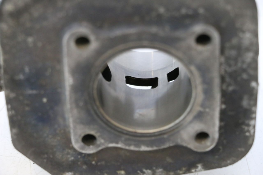 photo de CYLINDRE PISTON PEUGEOT LUDIX ONE 14P 50 (2004 - 2013) - Points de fixation