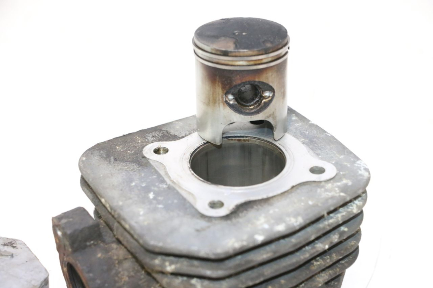 photo de CYLINDRE PISTON PEUGEOT LUDIX ONE 50 (2004 - 2013) - Focus structure