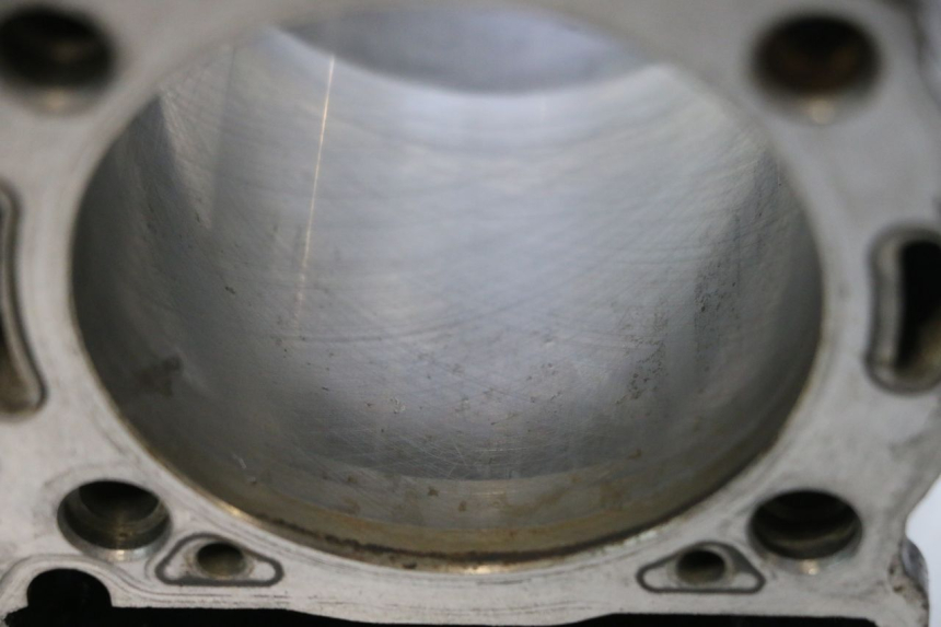 photo de CYLINDRE PISTON PIAGGIO MP3 LT 300 (2010 - 2016) - État de surface