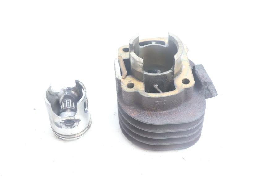 photo de CYLINDRE PISTON YAMAHA NEO'S NEOS 2T 50 (1998 - 2007) - Zoom état d’usage