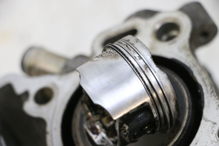 photo de CYLINDRE PISTON YAMAHA NEOS NEO'S 4T 50 (2008 - 2016) - Photo complémentaire