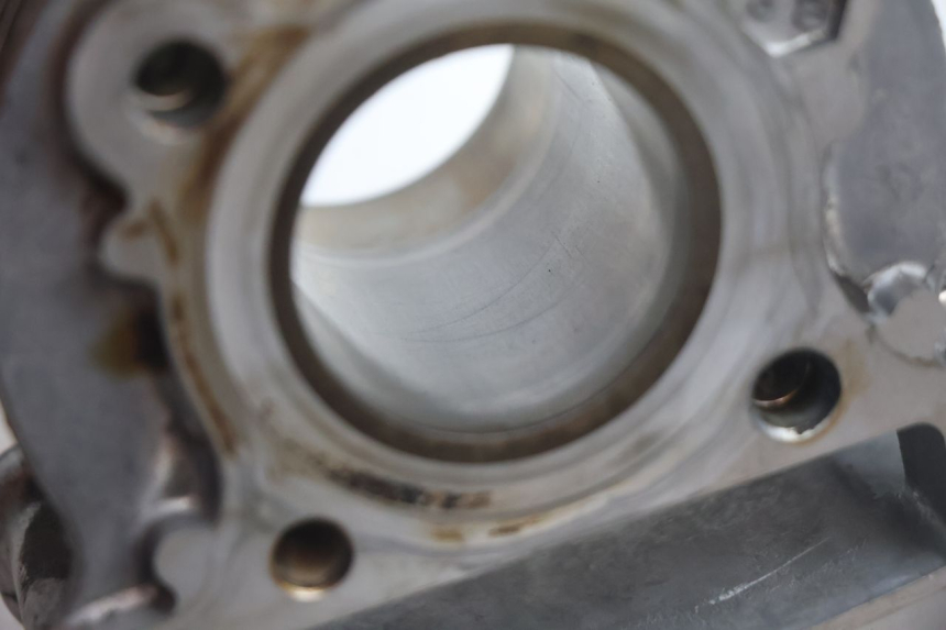 photo de CYLINDRE PISTON KYMCO LIKE 4T 50 (2019 - 2025) - Détails caractéristiques
