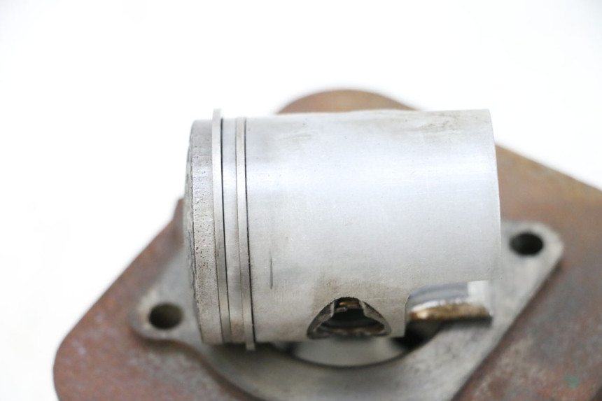 photo de CYLINDRE PISTON PIAGGIO NEW TYPHOON 50 (2010 - 2017) - Vue rapprochée