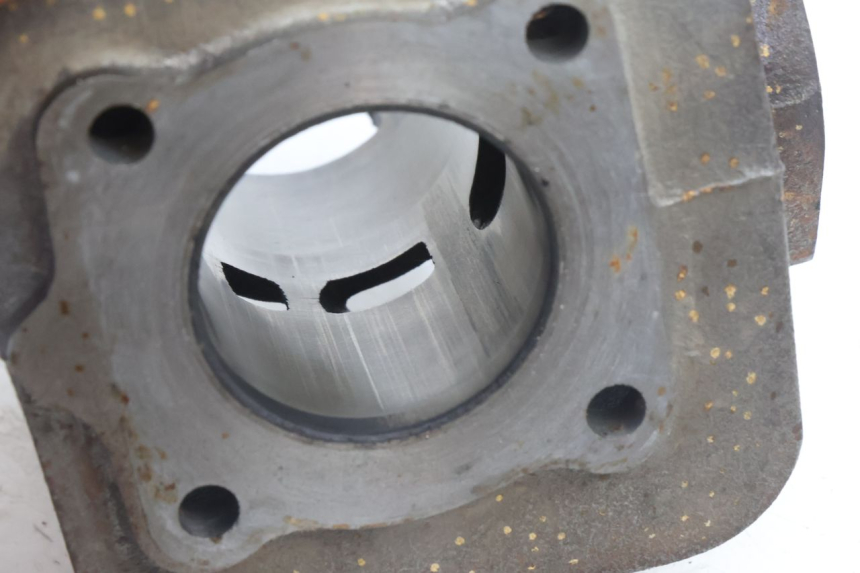 photo de CYLINDRE PISTON PIAGGIO NEW TYPHOON 50 (2018 - 2021) - Photo complémentaire