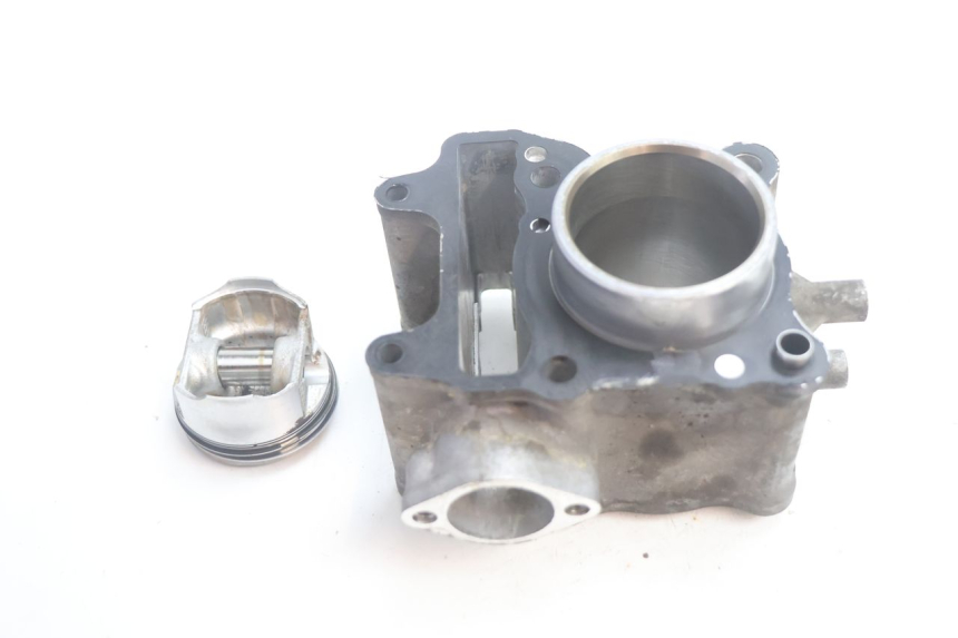 photo de CYLINDRE PISTON HONDA PCX (JF28) 125 (2009 - 2011) - Vue d’ensemble