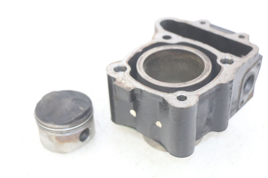 photo de CYLINDRE PISTON PEUGEOT CITYSTAR 125 (2011 - 2017)