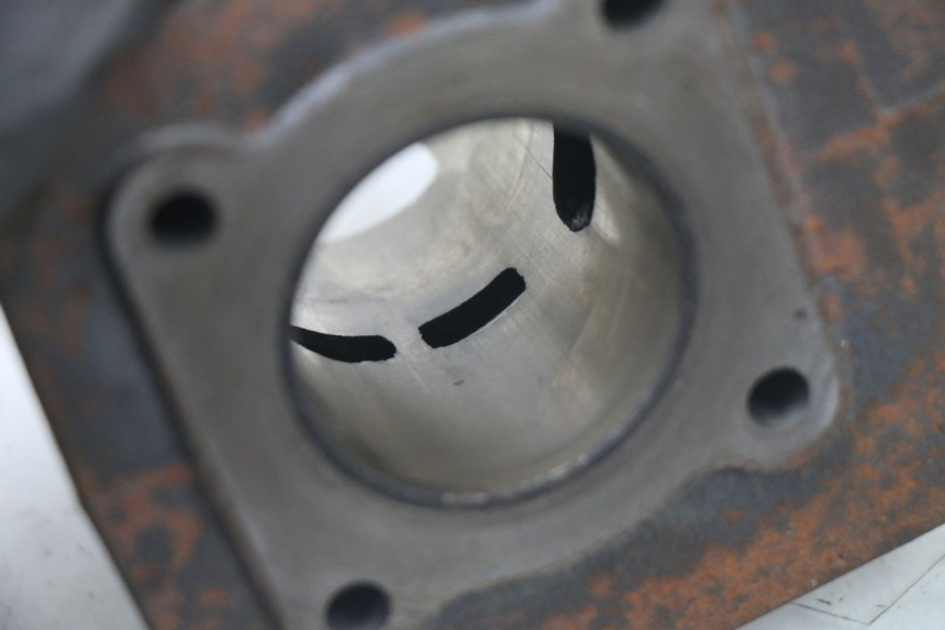 photo de CYLINDRE PISTON PEUGEOT ELYSTAR 50 (2002 - 2014)