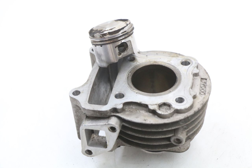 photo de CYLINDRE PISTON PEUGEOT KISBEE 4T 50 (2018 - 2022)