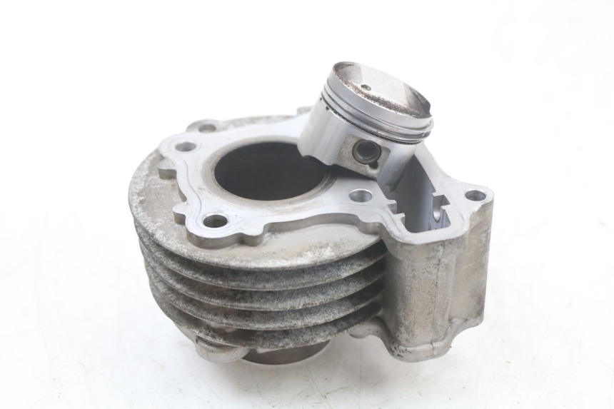 photo de CYLINDRE PISTON PEUGEOT KISBEE 4T 50 (2010 - 2017)