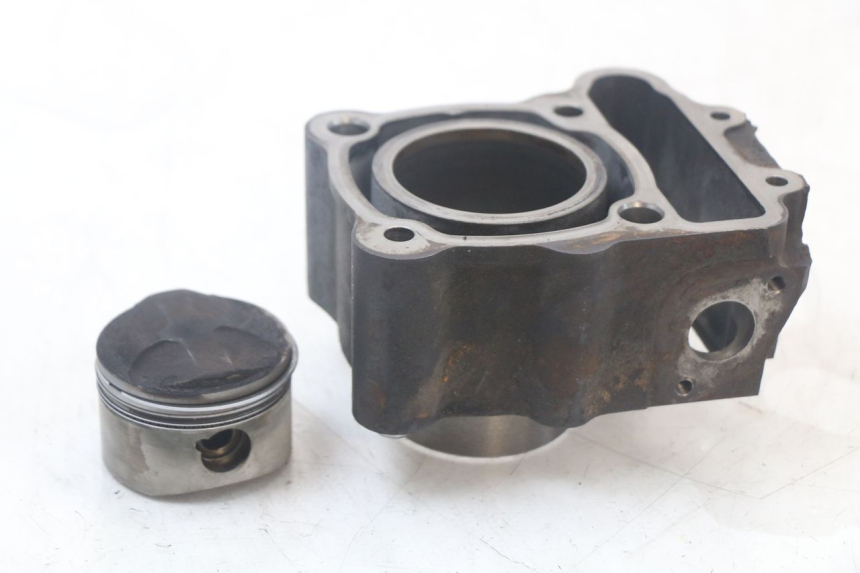 photo de CYLINDRE PISTON PEUGEOT SATELIS 125 (2006 - 2009)