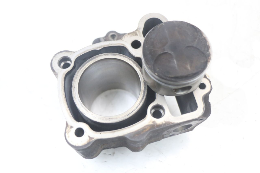 photo de CYLINDRE PISTON PEUGEOT SATELIS 125 (2006 - 2009)