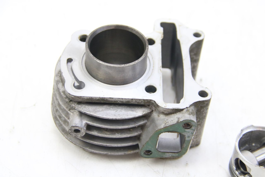 photo de CYLINDRE PISTON PEUGEOT V-CLIC VCLIC 50 (2007 - 2013)