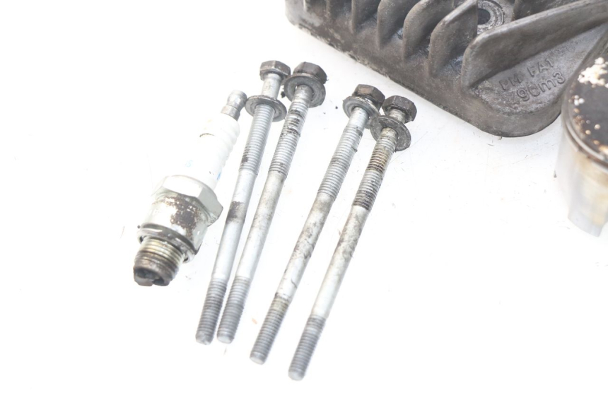 photo de CYLINDRE PISTON PEUGEOT VIVACITY 50 (2004 - 2009)