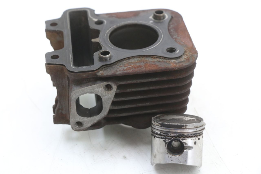 photo de CYLINDRE PISTON PIAGGIO FLY 4T 50 (2004 - 2010)