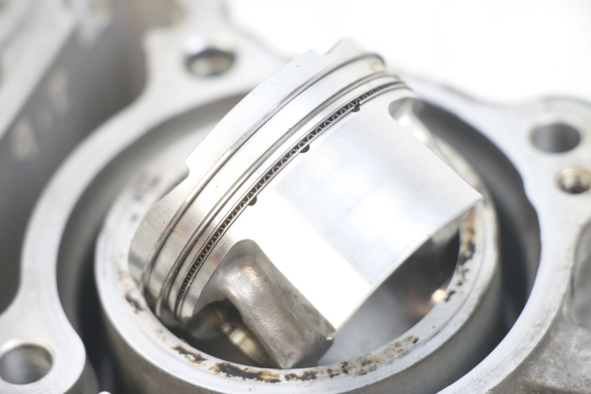 photo de CYLINDRE PISTON PIAGGIO MEDLEY 125 (2016 - 2023)