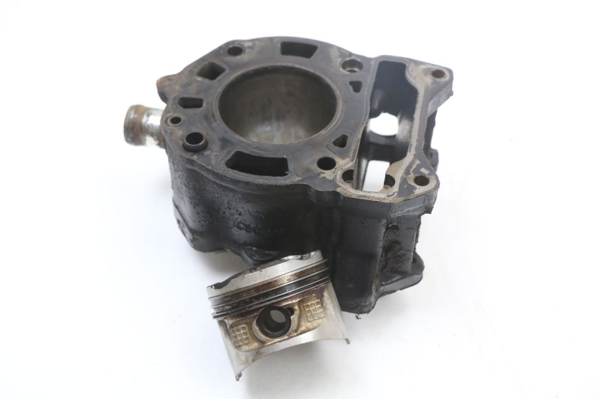 photo de CYLINDRE PISTON PIAGGIO MP3 125 (2006 - 2014)