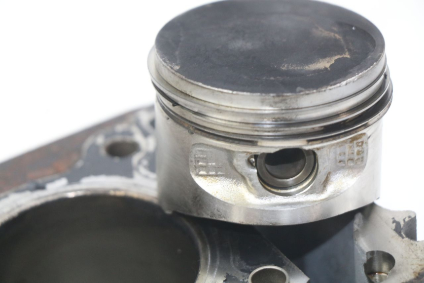 photo de CYLINDRE PISTON PIAGGIO VESPA LX 125 (2005 - 2010)