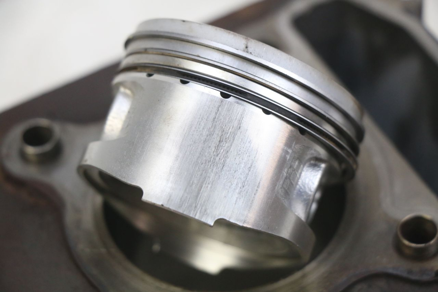 photo de CYLINDRE PISTON PIAGGIO VESPA LXV 125 (2006 - 2009)