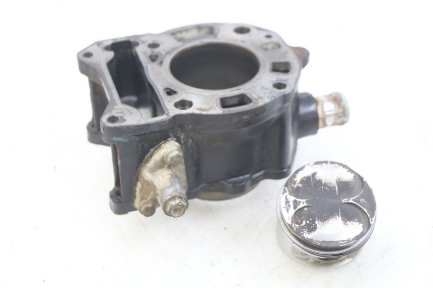 photo de CYLINDRE PISTON PIAGGIO X8 125 (2004 - 2007)