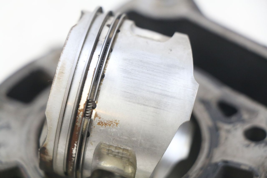 photo de CYLINDRE PISTON PIAGGIO X8 125 (2004 - 2007)