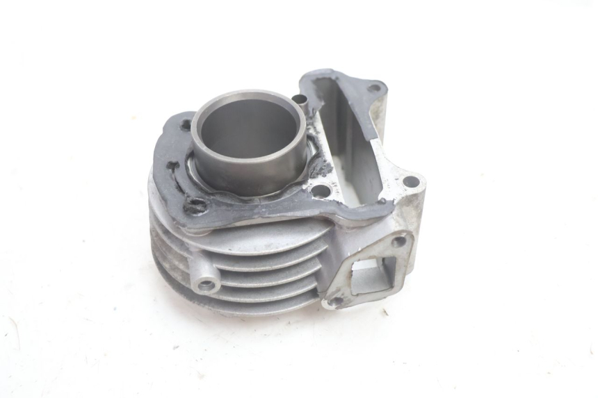 photo de CYLINDRE PISTON LAZIO RENO 50 (2016 - 2021) - Vue rapprochée