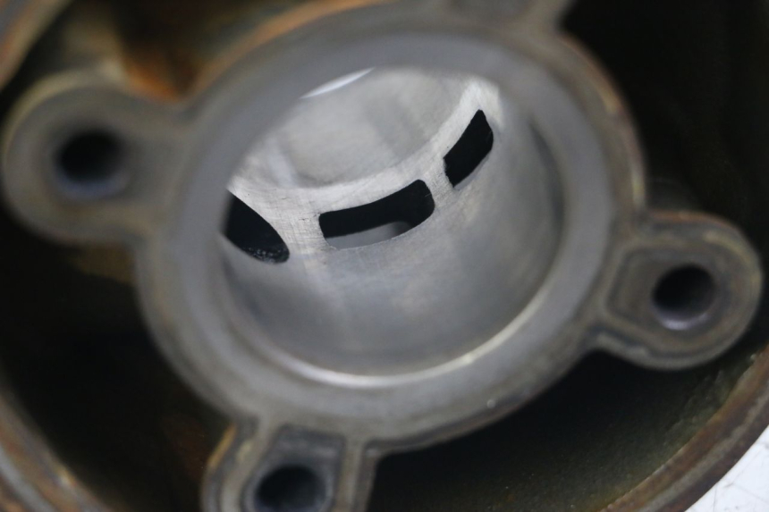 photo de CYLINDRE PISTON RIEJU MRT 50 (2018 - 2021)