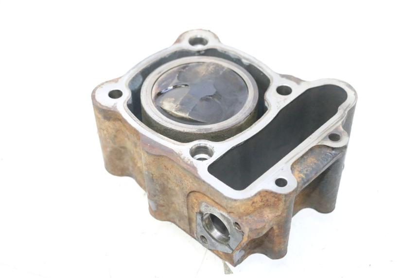 photo de CYLINDRE PISTON PEUGEOT SATELIS 125 (2006 - 2009) - Autre angle de vue