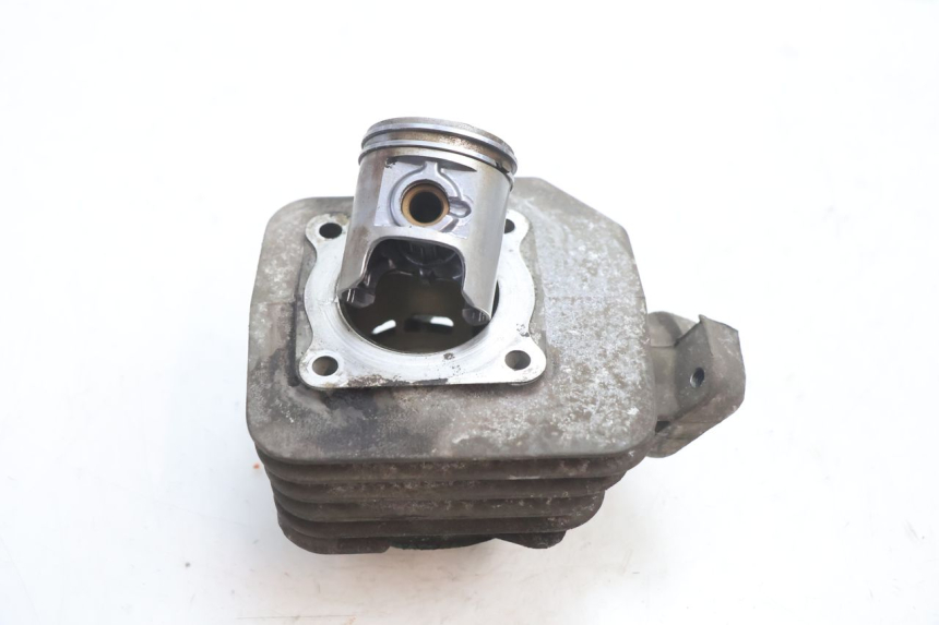 photo de CYLINDRE PISTON PEUGEOT SPEEDFIGHT 2 AC 50 (2000 - 2009) - Vue principale