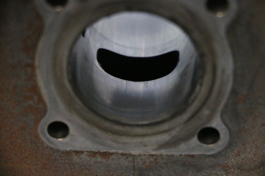 photo de CYLINDRE PISTON PEUGEOT SPEEDFIGHT 2 AC 50 (2000 - 2009) - Vue d’ensemble