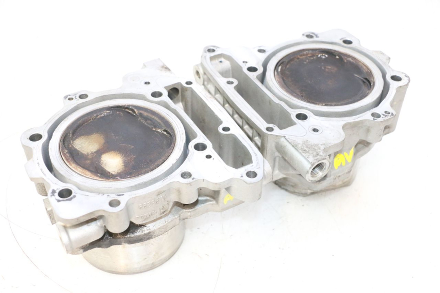 photo de CYLINDRE PISTON CAN-AM SPYDER RS 1000 (2008 - 2012) - Vue principale