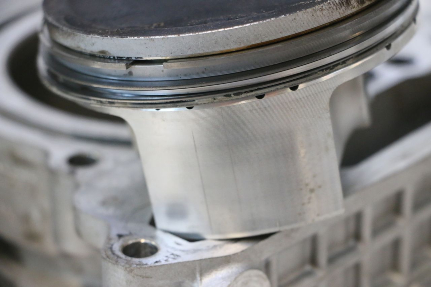photo de CYLINDRE PISTON CAN-AM SPYDER RS 1000 (2008 - 2012) - Points de fixation
