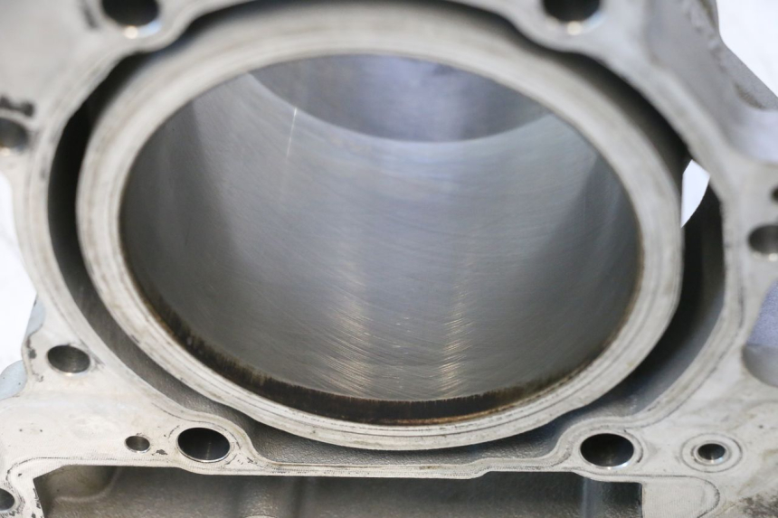 photo de CYLINDRE PISTON CAN-AM SPYDER RS 1000 (2008 - 2012) - État de surface