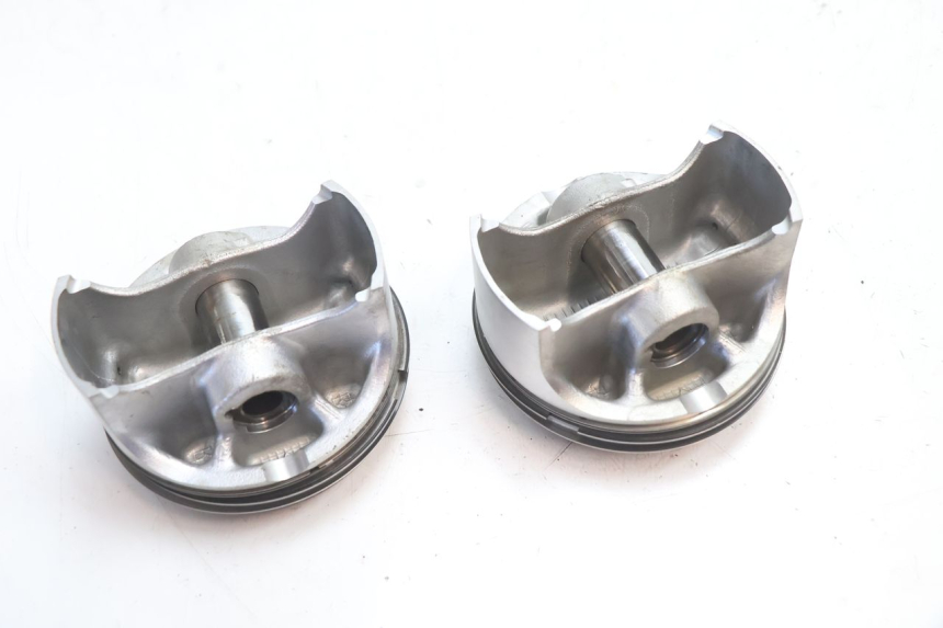 photo de CYLINDRE PISTON DUCATI SS IE DS CARENEE 1000 (2002 - 2006) - Zoom état d’usage