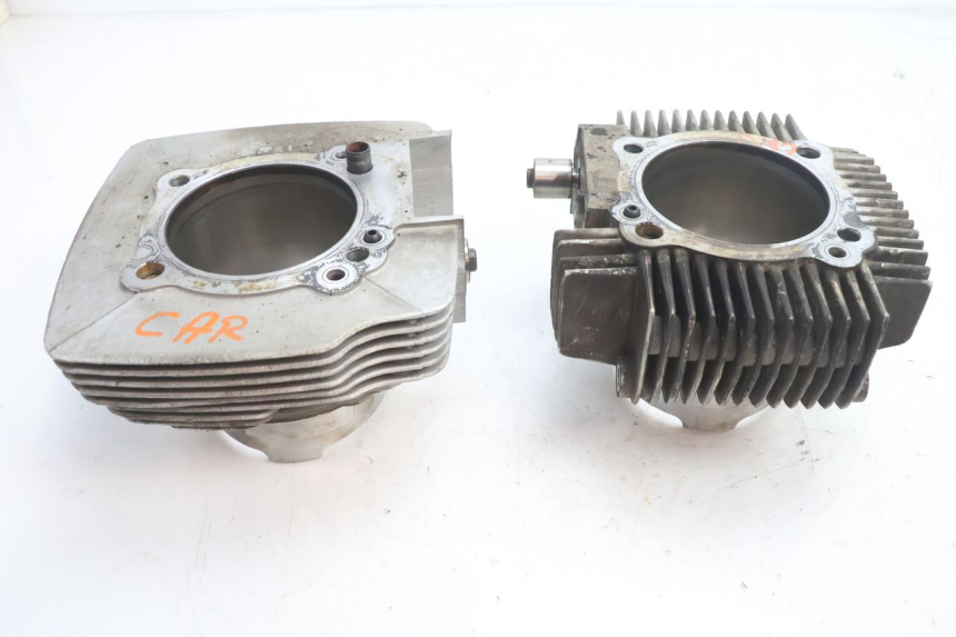 photo de CYLINDRE PISTON DUCATI SS IE DS CARENEE 1000 (2002 - 2006) - Points de fixation