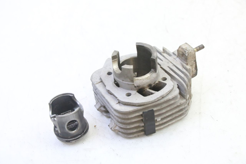 photo de CYLINDRE PISTON PEUGEOT STREETZONE I NAKED 2T 50 (2018 - 2020)