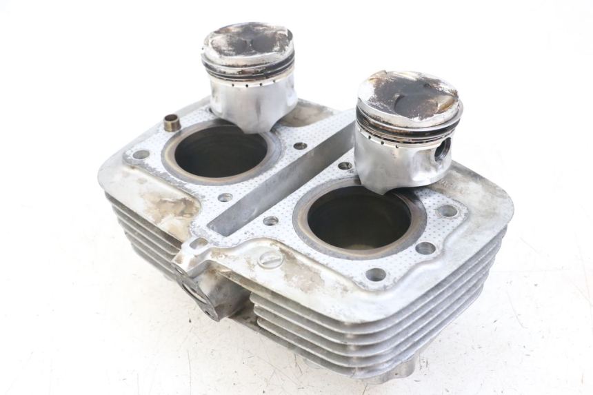 photo de CYLINDRE PISTON SUZUKI GSX E 250 (1982 - 1983)