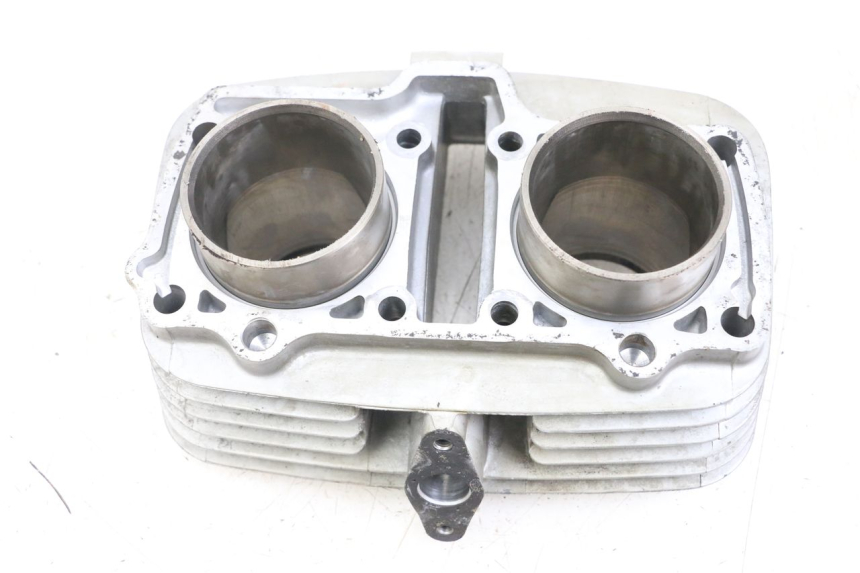 photo de CYLINDRE PISTON SUZUKI GSX E 250 (1982 - 1983)