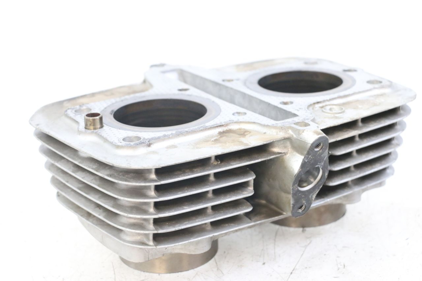 photo de CYLINDRE PISTON SUZUKI GSX E 250 (1982 - 1983)