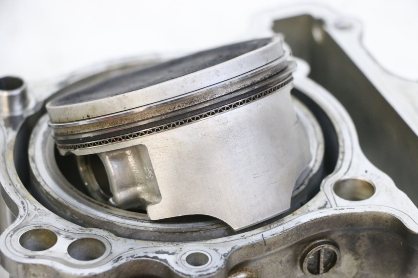 photo de CYLINDRE PISTON SUZUKI SV S 650 (1999 - 2002)