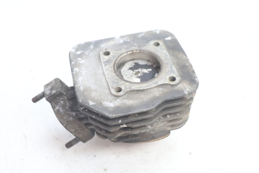 photo de CYLINDRE PISTON PEUGEOT TREKKER 50 (1995 - 2004) - Zoom état d’usage