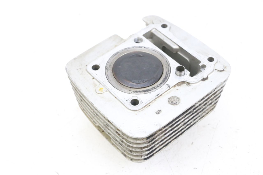 photo de CYLINDRE PISTON YAMAHA TTR 125 (2000 - 2020) - Zoom état d’usage